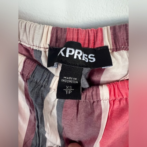 Express Off The Shoulder Top - Picture 3 of 3